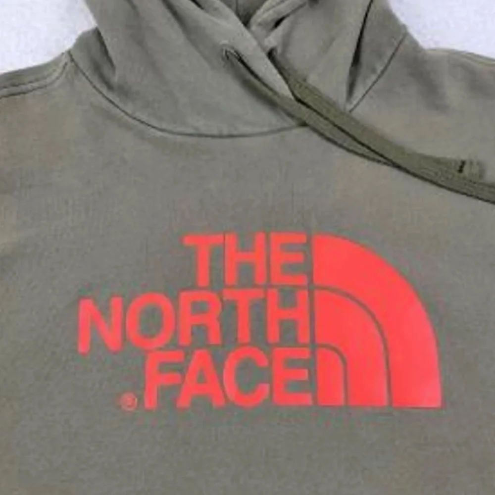 North face logo hoodie size small excellent condition. Gray with red lettering